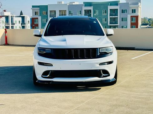 Used 2014 Jeep Grand Cherokee SRT8 w/ Luxury Group II image 51