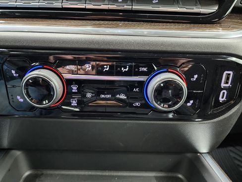 Used 2025 Chevrolet Silverado 2500 LT w/ Trail Boss Package image 61