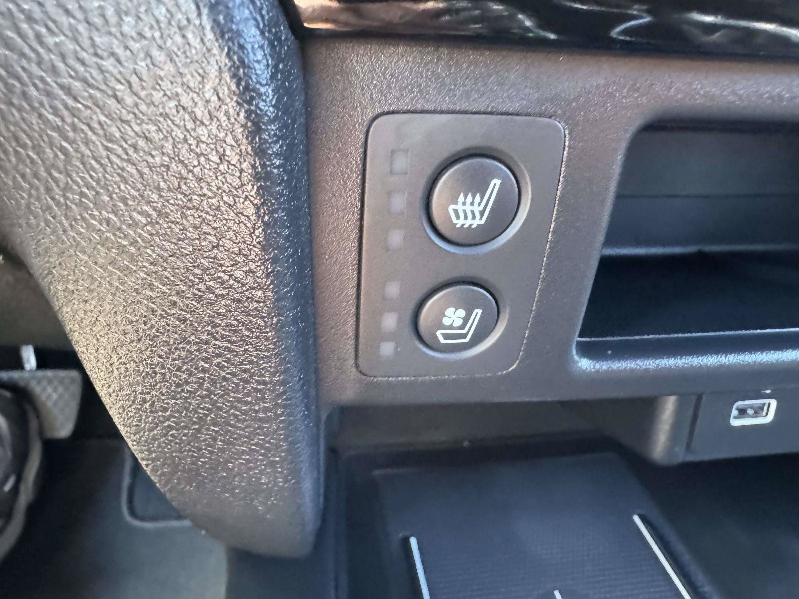 Used 2025 Honda Ridgeline Black Edition image 37