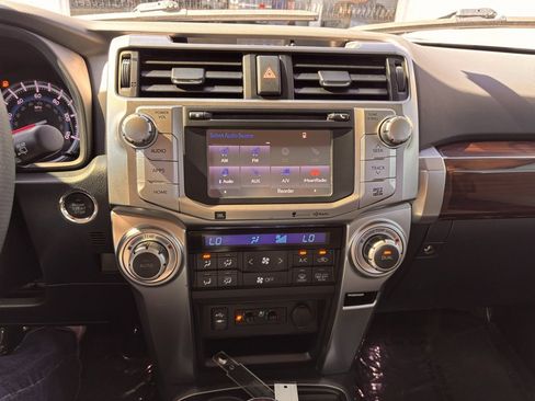 Used 2015 Toyota 4Runner Limited image 23