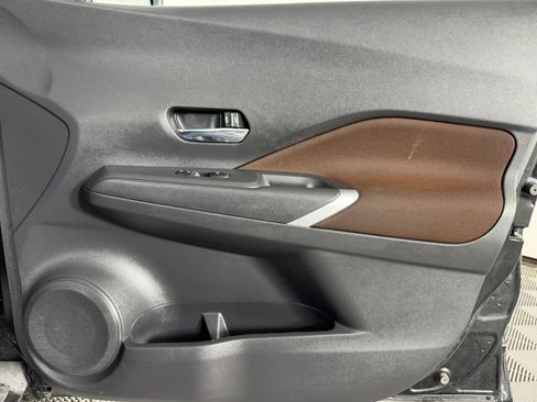 Used 2024 Nissan Kicks SR FWD image 38