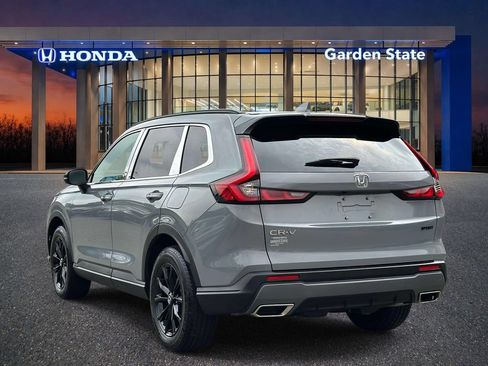 Certified 2025 Honda CR-V Sport image 4