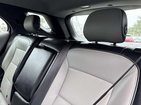 Used 2020 Chevrolet Equinox LS FWD image 14