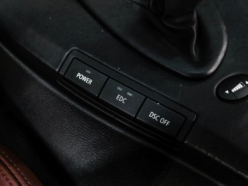 Used 2011 BMW M3 Sedan image 25