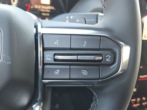 New 2026 GMC Yukon Denali w/ Denali Reserve Package image 32