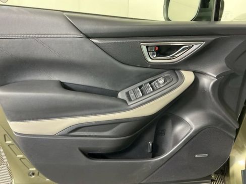 Used 2023 Subaru Forester Limited AWD/4WD image 13