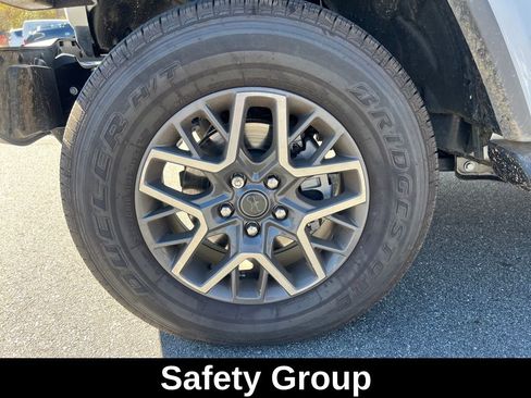 Used 2025 Jeep Wrangler Sahara w/ Safety Group image 11