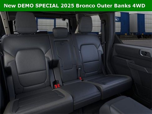 New 2025 Ford Bronco Outer Banks image 45