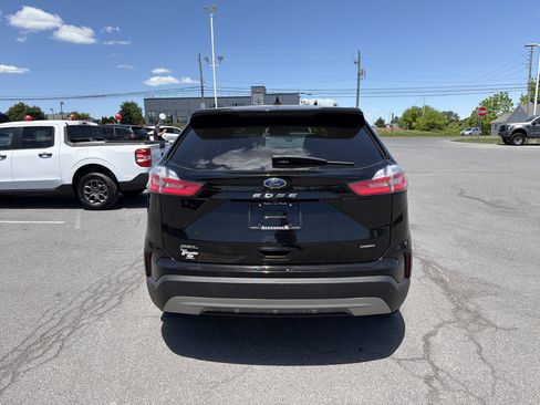Certified 2022 Ford Edge SEL AWD/4WD image 4