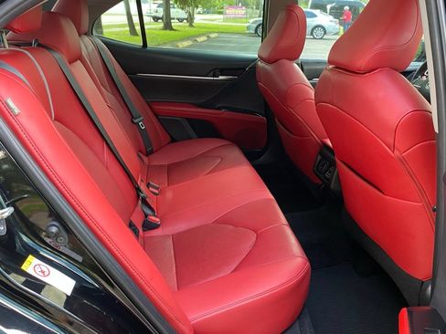 Used 2018 Toyota Camry XSE w/ Driver Assist Package FWD image 17