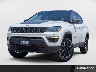 Used 2019 Jeep Compass Trailhawk image 1