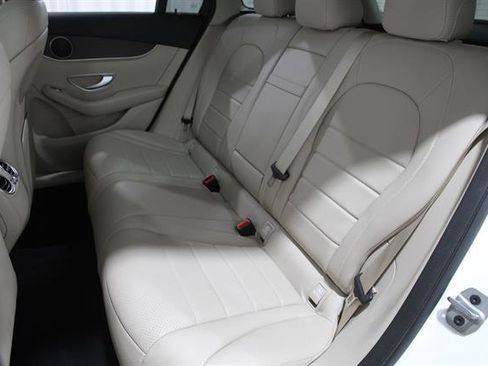 Used 2022 Mercedes-Benz GLC 300 4MATIC image 19