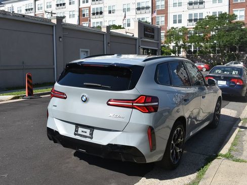 Used 2025 BMW X3 xDrive30i AWD/4WD image 6