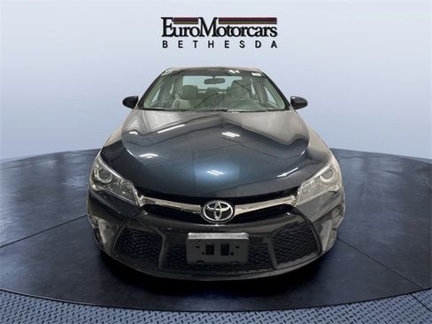 Used 2015 Toyota Camry XSE image 8