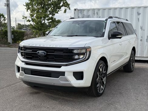 New 2026 Ford Expedition Max Platinum AWD/4WD image 8