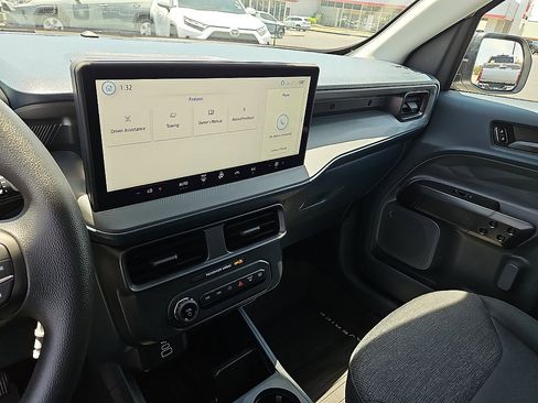 Used 2025 Ford Maverick XL FWD image 17