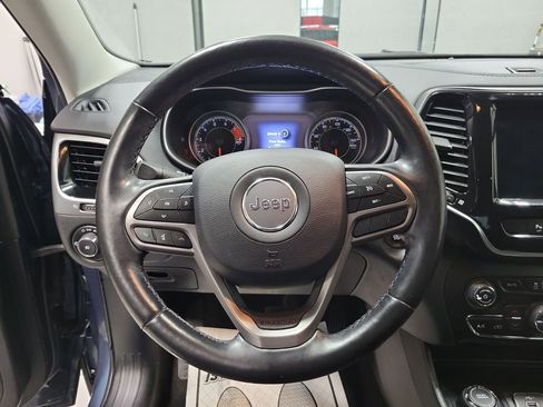 Used 2020 Jeep Cherokee Limited AWD/4WD image 34