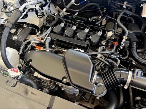 Used 2025 Honda CR-V EX-L image 33