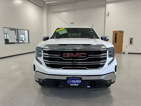 Used 2023 GMC Sierra 1500 SLT w/ SLT Premium Plus Package AWD/4WD image 5