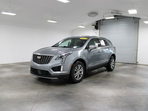 Used 2023 Cadillac XT5 Premium Luxury image 4