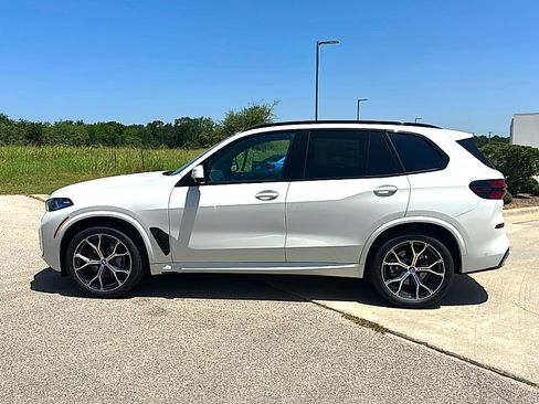 New 2026 BMW X5 sDrive40i w/ M Sport Package RWD image 5