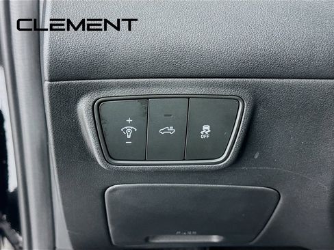 Used 2023 Hyundai Santa Cruz SEL w/ Activity Package image 12