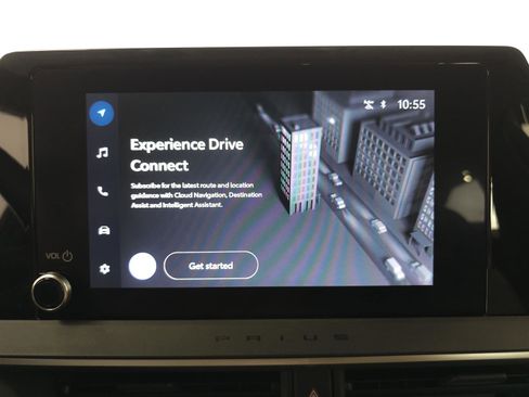 Used 2024 Toyota Prius XLE image 6