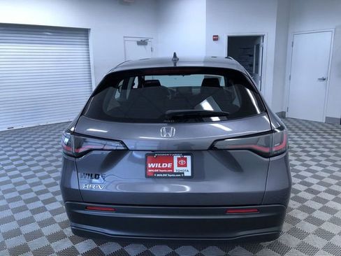 Used 2025 Honda HR-V LX image 13