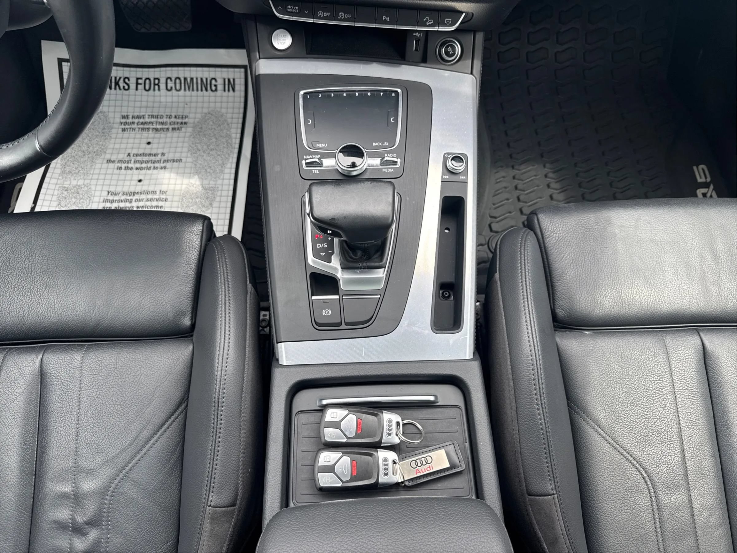 Used 2020 Audi Q5 2.0T Titanium Premium Plus w/ Premium Plus Package AWD/4WD image 17