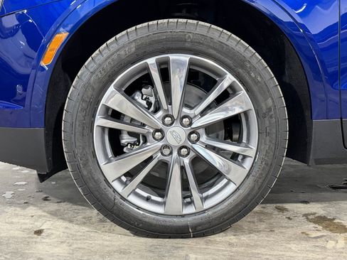 New 2026 Cadillac XT5 Premium Luxury FWD image 11