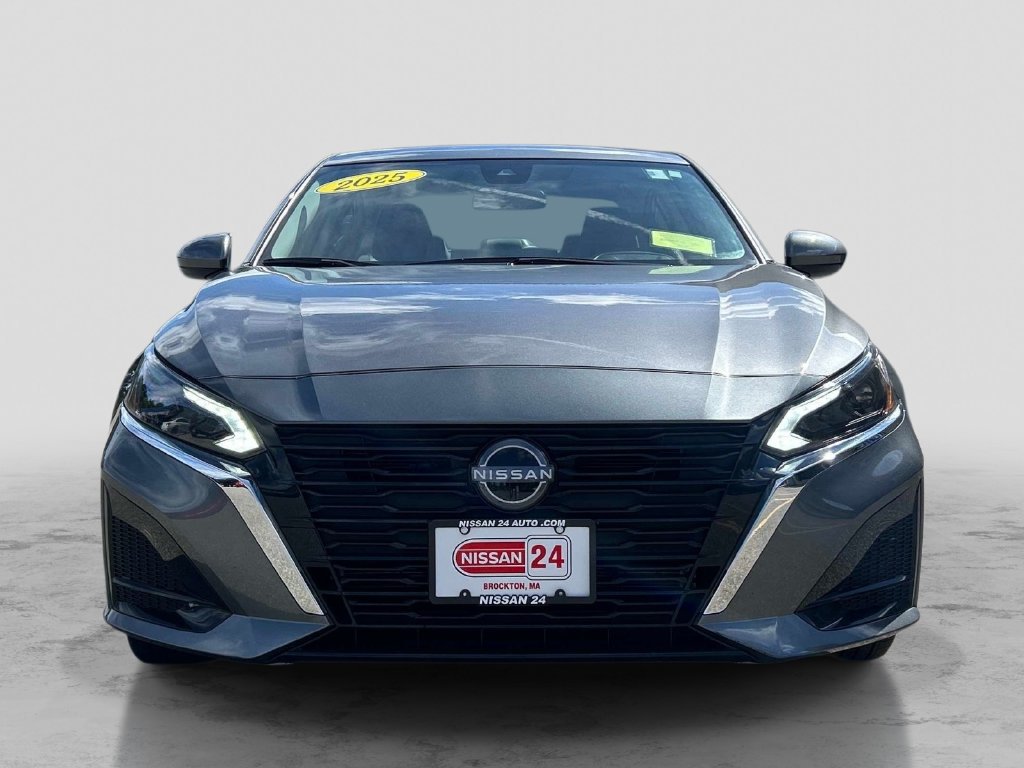 Certified 2025 Nissan Altima 2.5 SV w/ SV Special Edition Package AWD/4WD image 8