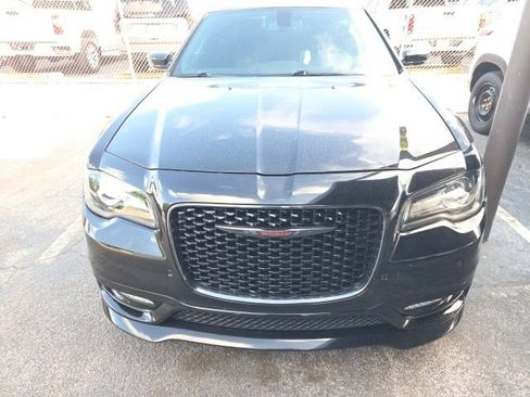 Used 2022 Chrysler 300 S w/ Comfort Group RWD image 13