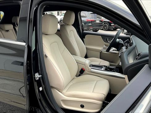 Used 2026 Mercedes-Benz GLA 250 image 9