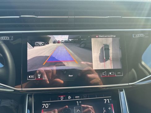 Certified 2025 Audi Q7 2.0T Premium w/ Convenience Plus Package image 25