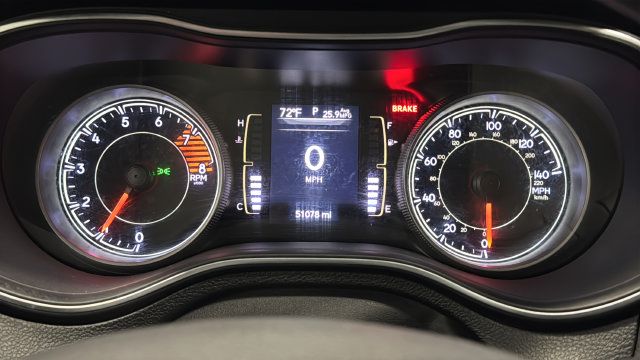 Used 2020 Jeep Cherokee Latitude AWD/4WD image 16