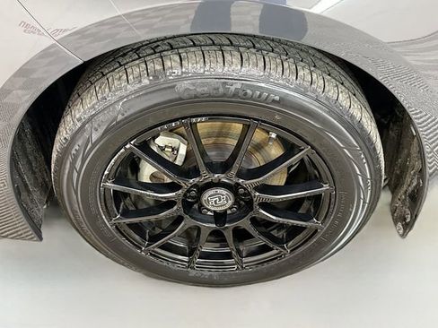 Used 2023 Toyota Corolla LE image 30