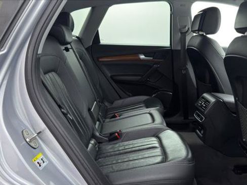 Used 2023 Audi Q5 2.0T Premium w/ Convenience Package AWD/4WD image 19