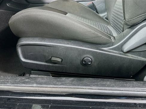 Used 2022 Dodge Challenger GT image 22