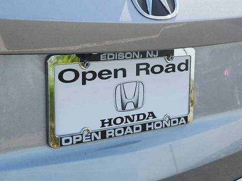 Used 2023 Acura MDX SH-AWD image 30