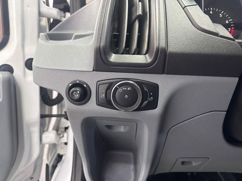 Used 2019 Ford Transit 150 130 Low Roof RWD image 10