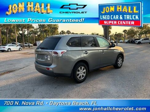 Used 2014 Mitsubishi Outlander ES image 9