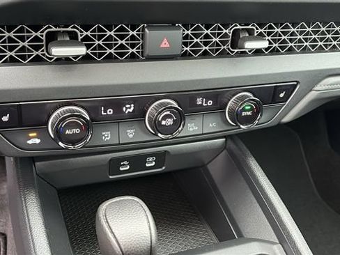 Used 2023 Honda Accord EX image 18