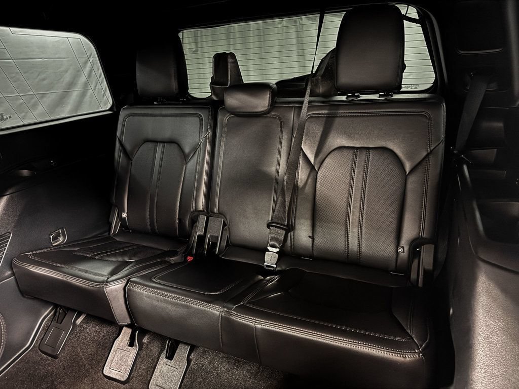 Used 2020 Ford Expedition Limited w/ Special Edition Package AWD/4WD image 9