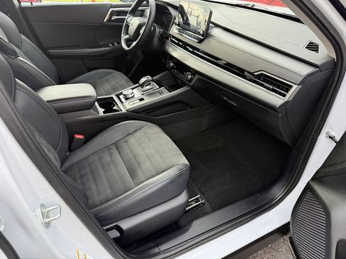 Used 2024 Mitsubishi Outlander Ralliart image 49