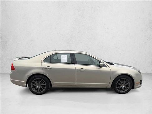 Used 2010 Ford Fusion SE FWD image 6