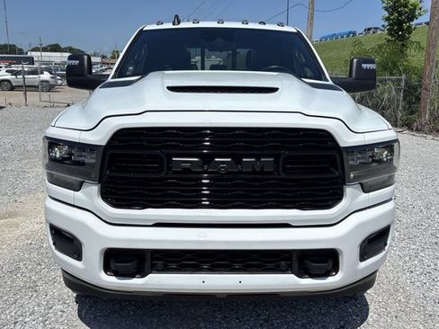 Used 2024 RAM 2500 Limited AWD/4WD image 12