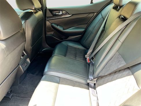 Used 2022 Nissan Maxima SR w/ Sport Mat Group image 26