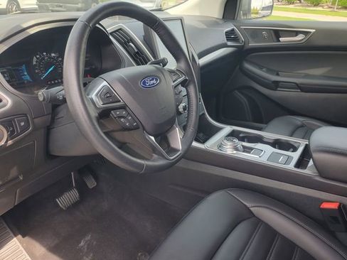 Used 2024 Ford Edge SEL AWD/4WD image 13