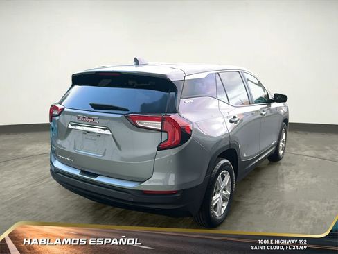 Certified 2024 GMC Terrain SLE image 6