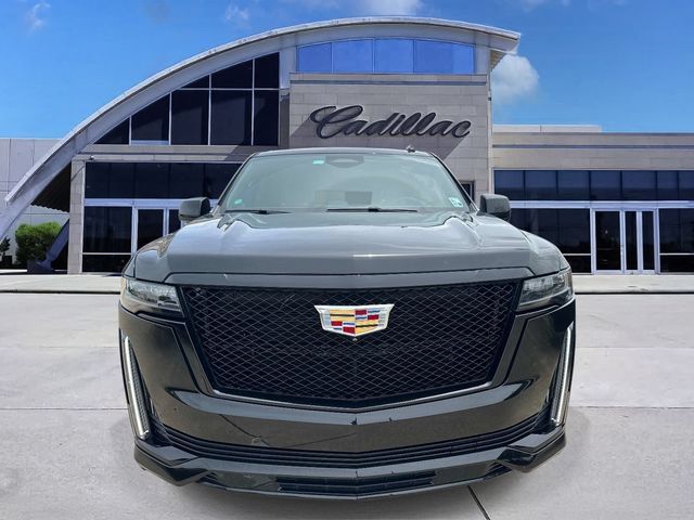 Used 2023 Cadillac Escalade Sport w/ Touring Package AWD/4WD image 2